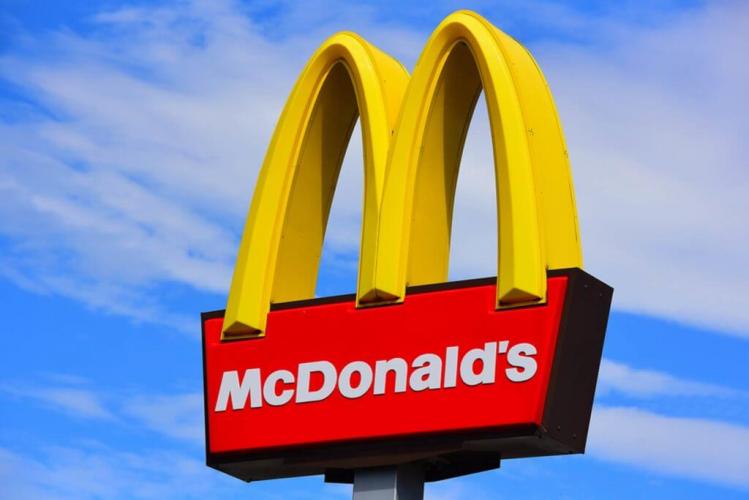 McDonald’s vende copos de água da torneira a 1,70 euros