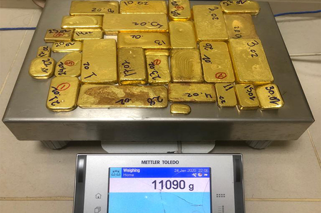 Português detido no Aeroporto do Quénia com 100kg de ouro