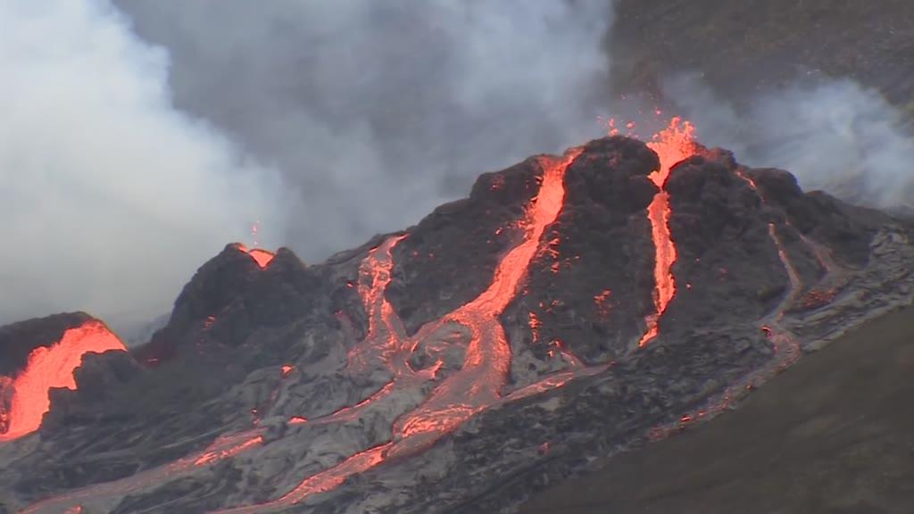 Soam os alertas para erupção na Ilha de São Jorge, Açores